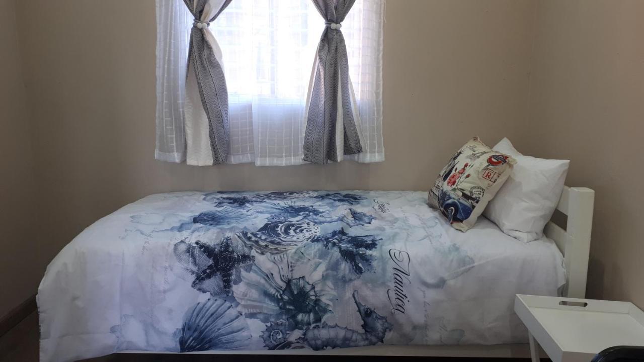 Relax In Aberdeen Johannesburg Luaran gambar