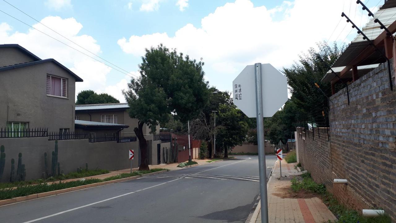 Relax In Aberdeen Johannesburg Luaran gambar